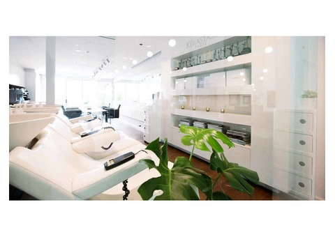 Best Hairdresser Colour Specialist in Melbourne - 1/3