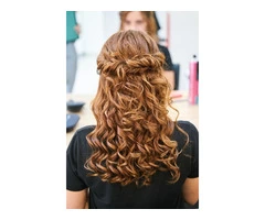 Get an Attractive Look at Manipulate Hair Studio