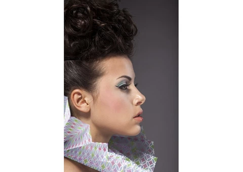 Get an Attractive Look at Manipulate Hair Studio - 2/2