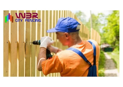 Approach a reliable glass fencing contractor to get durable fencing materials - 5/6