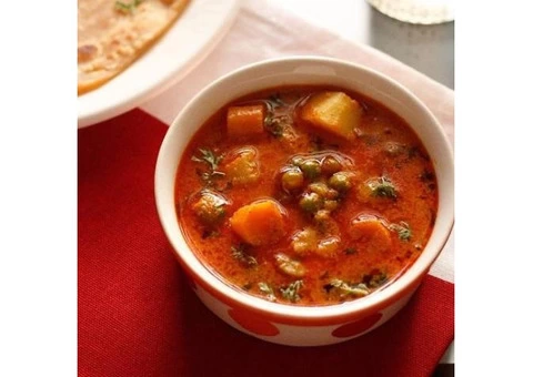 Grab your tasty Indian Dishes @ Quick Curry with 5% off - 2/4