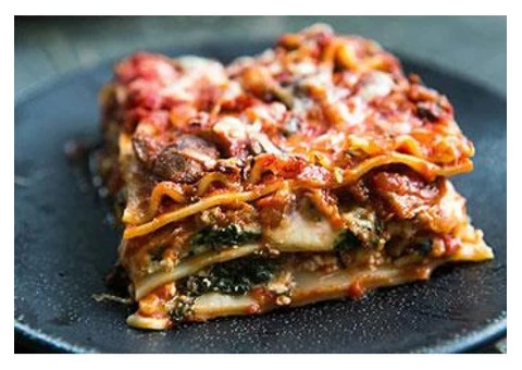 Try mouth-watering Pizza Dishes with 5% off @ Zappi's Pizzeria Cafe - 2/4