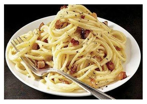 Grab your tasty Pizza Dishes @ Queens Park Pizza with 5% off - 2/4