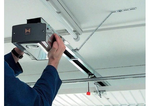Grab High Quality Garage Door Repair Melbourne with Precision Garage Door! - 2/3