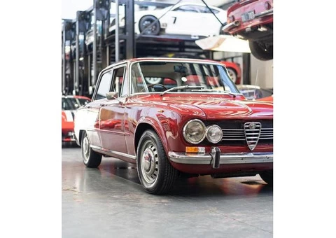 High-end and Premium Car Detailing Services in Melbourne - 1/8