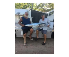 Phil Catch the big Spanish mackerel fish
