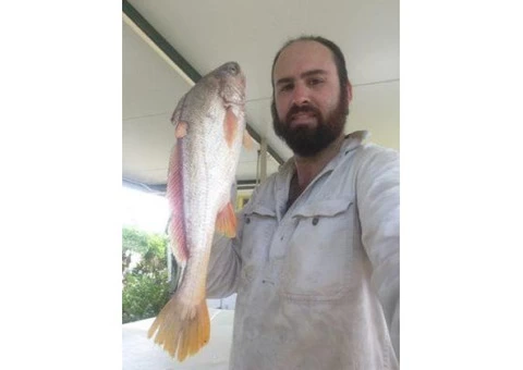 Justin Elliot and his Wife Catch Jewel fish