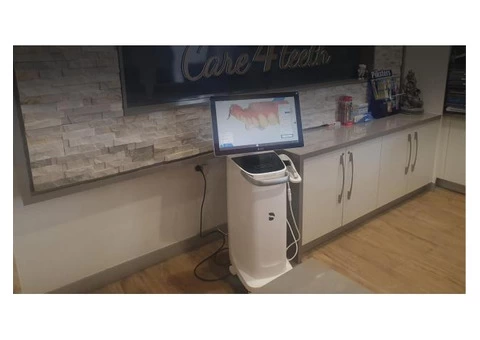 Dental Implant Carina Brisbane - Care 4 Teeth - 4/6