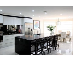 Leading Mirror Splashback Provider in Australia - DecoGlaze™