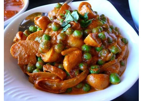5% off on your First order @ Indian Pantry Restaurant - 3/4