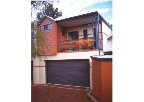 Manual garage door repairs done by experts - 3/8