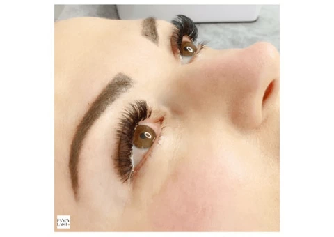 Fancy Lash: Professional 3D Eyelash Extensions in Sydney - Visit Us Today!