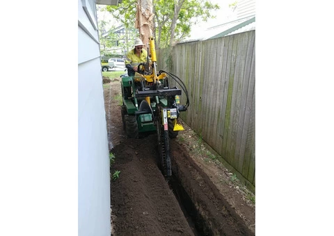 Tight Access Services - Rogers Little Loaders. - 1/5