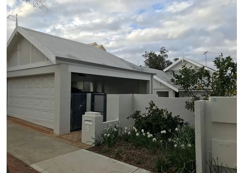 Painters in Perth | Delicate Painting