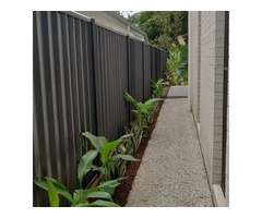 Complete Landscape - Side On April 5 in Mitchelton