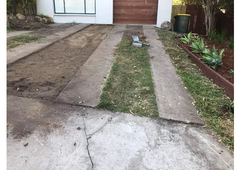 Returfing Front Yard Makeover - Rogers Little Loaders - 3/8