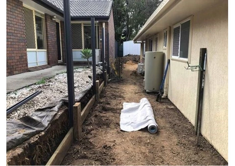New Colorbond fence built on April 12 - Rogers Little Loaders - 2/4
