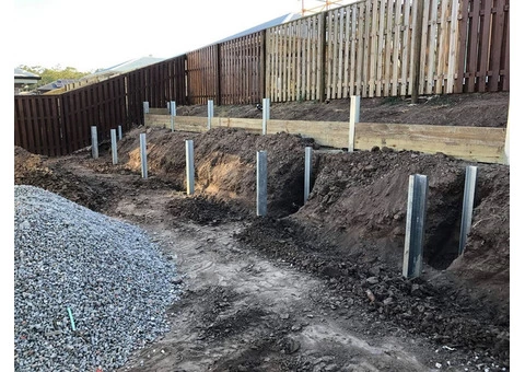 Double Wall Retaining - Rogers Little Loaders.