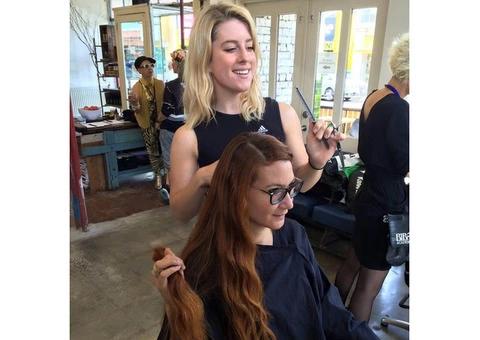 Learn Professional Hair Styling Courses Melbourne - 2/3