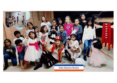 Talented & Bubbly Children’s Party Entertainer for Hire in Sydney | Call : 1300030312 - 6/7